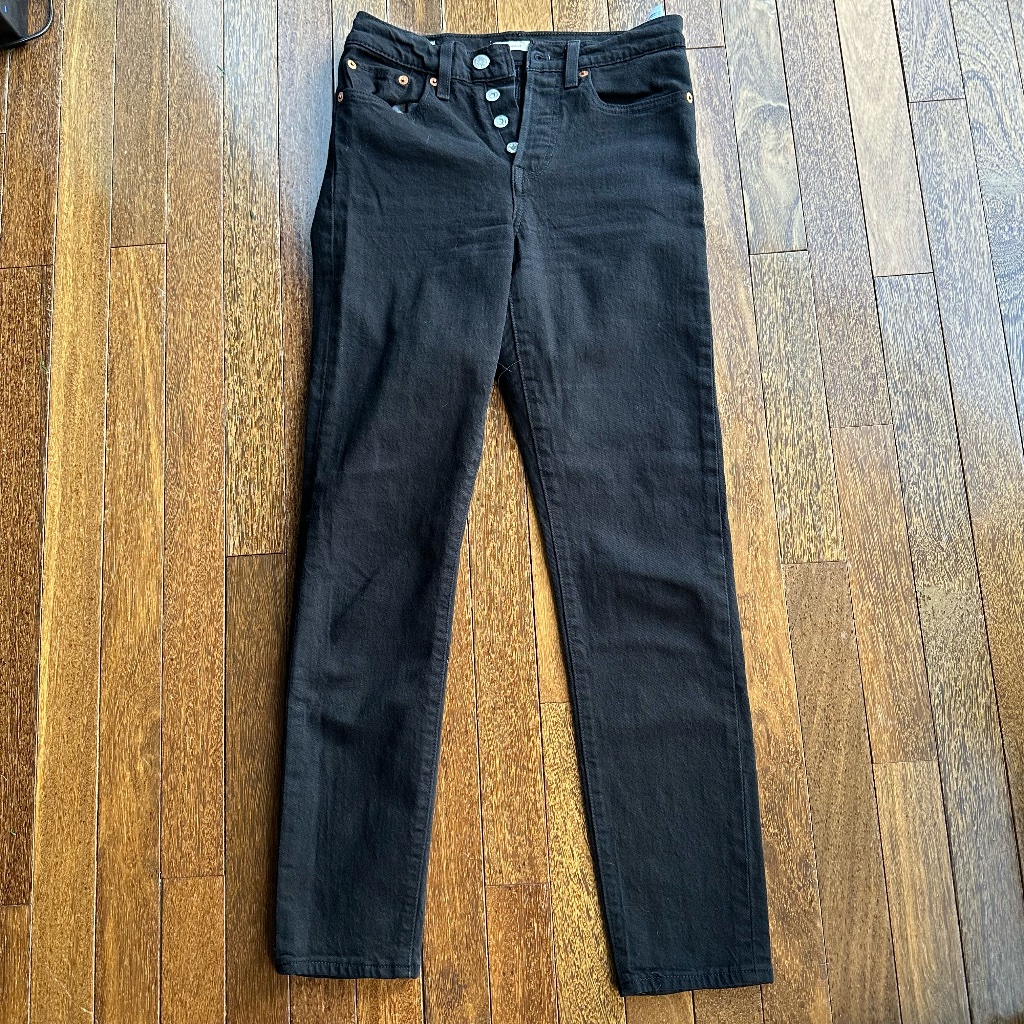 Levi's Wedgie Jeans (Sz 24)